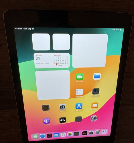 Apple ipad 6th gen - apple,